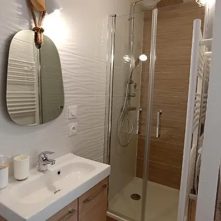 Maison 3 Chambres, 3 Salles De Bains, Le Confort Aux Portes D'angouleme Avec Jardin *